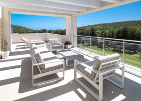 Casares Green 2365